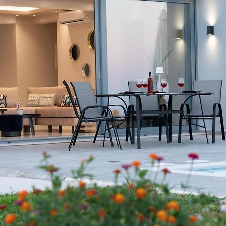 Villa Laide Karavádhos Eksteriør billede